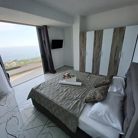 Ionian Pearl Апартаменты *