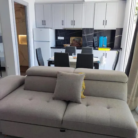 아파트 Ionian Pearl *