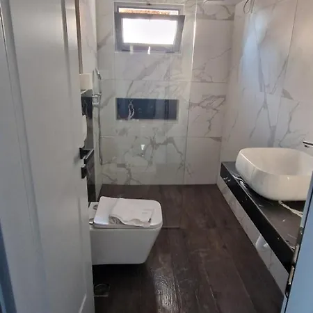 Ionian Pearl * ديرمي